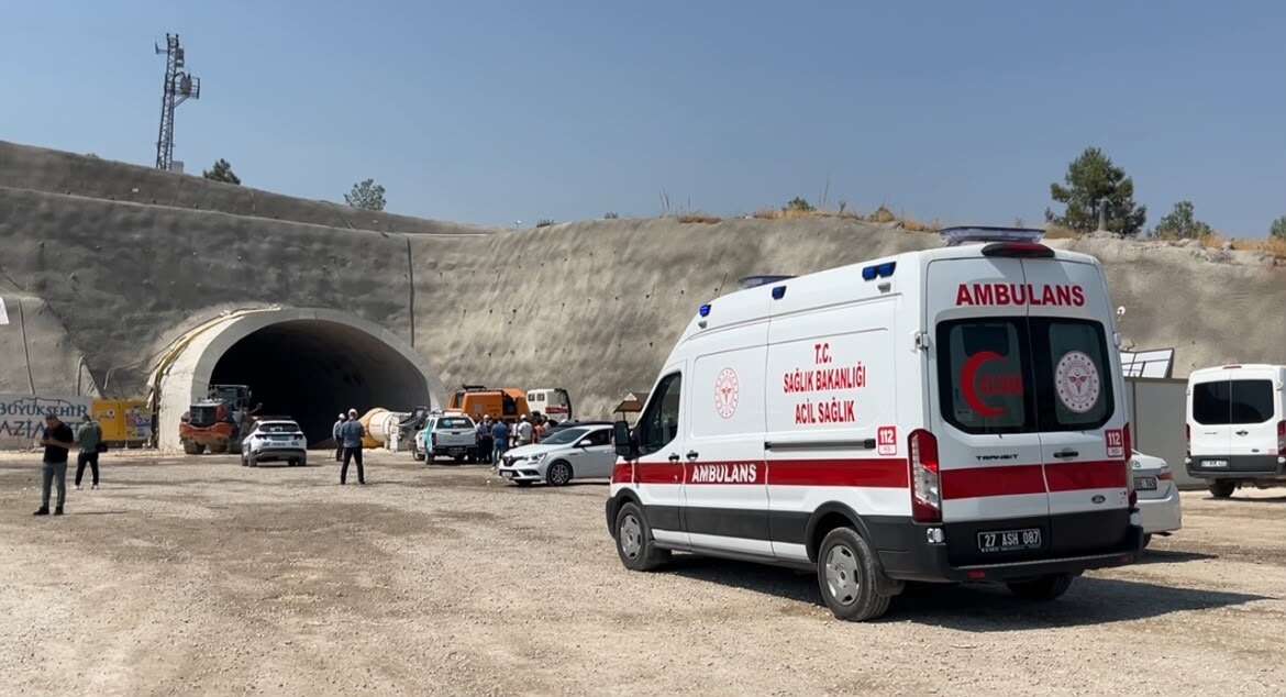 Tünel inşaatında kaza! 1 işçi öldü, 5 de yaralı var 3